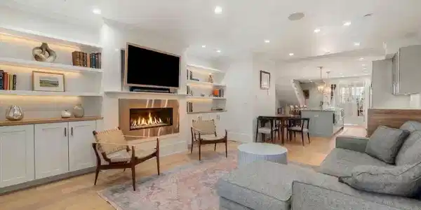 530 E Broadway