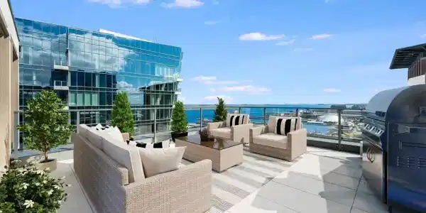 133 Seaport Blvd