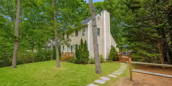 72 Moonstone Way