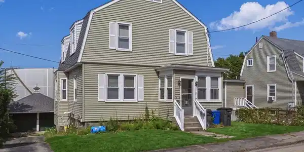 34 Bay View St
