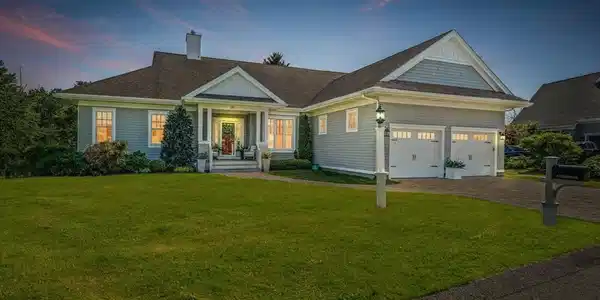 31 Chittenden Ln