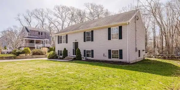 3 Diamond St