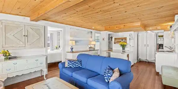 522 Shore Road