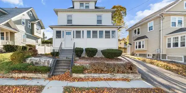 11 Florence St