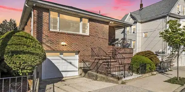 120 Sagamore Ave