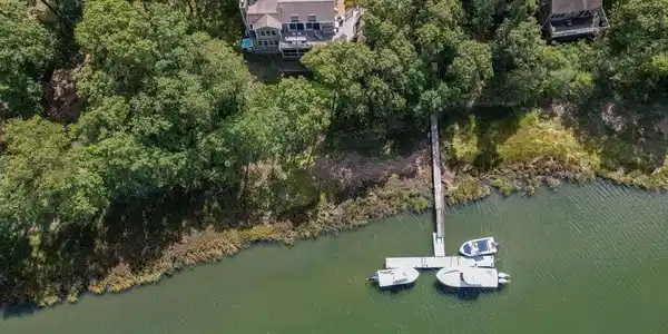 11 Little Marsh Ln