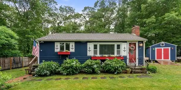 29 Silver Birch Ave