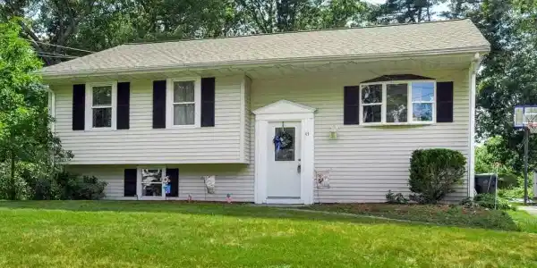 43 Chandler Dr