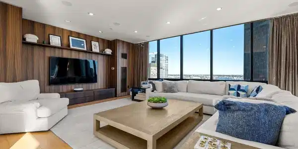45 Province St