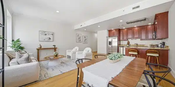 55 Temple Pl