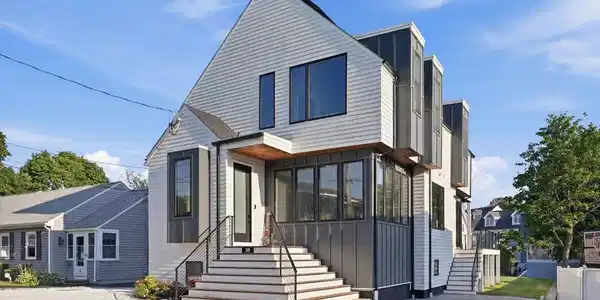 38 Nahant Ave