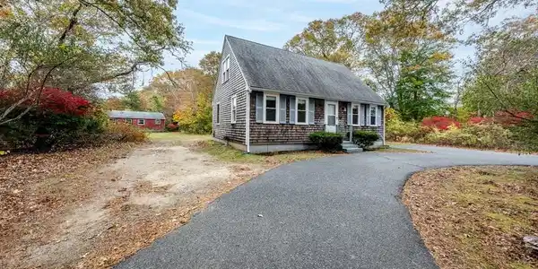 263 Old Barnstable Rd