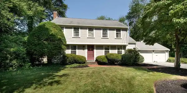 101 Pond St