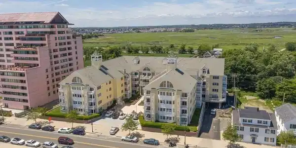 360 Revere Beach Blvd