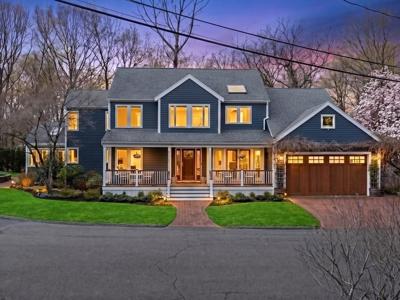 3 Beacon Heights Ln