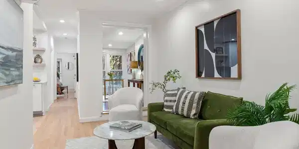 9 Hancock St