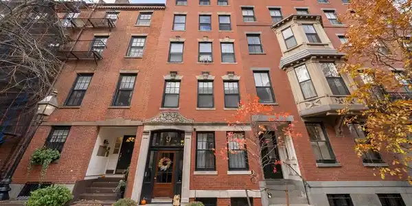 9 Hancock St