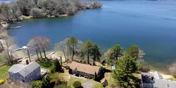 125 Herring Pond Rd