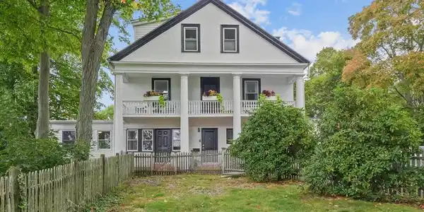 201 Humphrey St