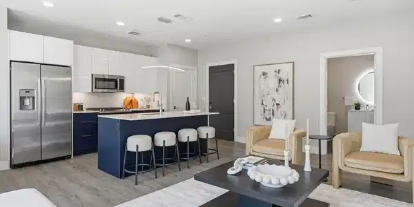 656 Saratoga