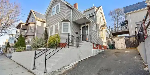 7 Sidney Ave