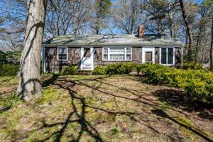 12 Deep Brook Rd