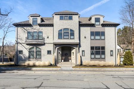 582 Hale