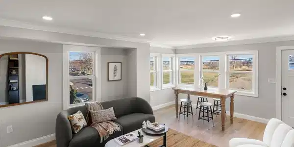 65 Bay View Ave