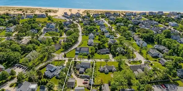 52, 50, 48 Braddock Street