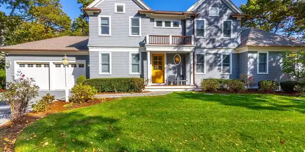 42 Fells Pond Rd