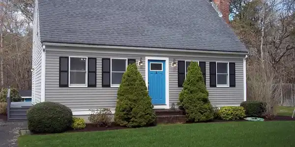 51 Old Schoolhouse Rd.