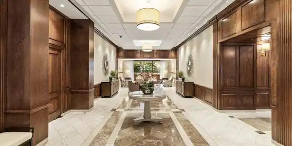2 Hawthorne Place