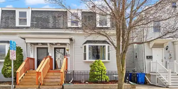 89 Blossom St