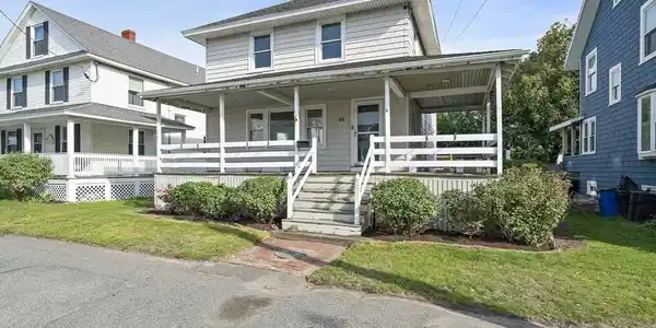 44 P St