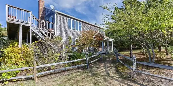 2 High Ridge Road