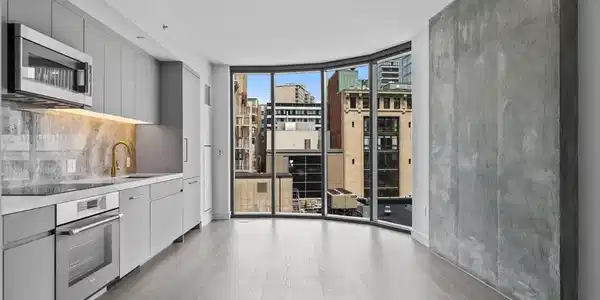 55 Lagrange St