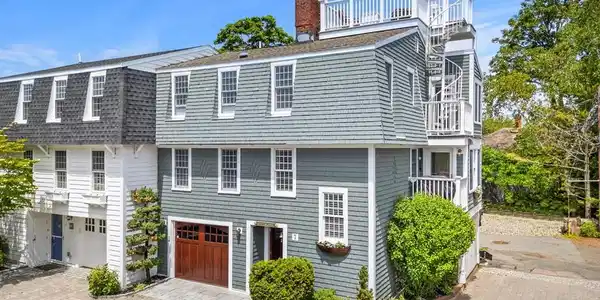 7 Fort Beach Way