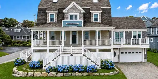 33 Oceanside Drive