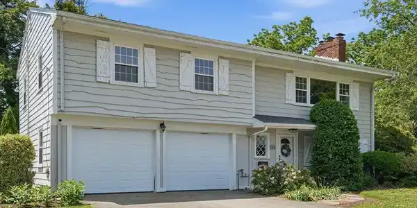 18 Livesey Rd
