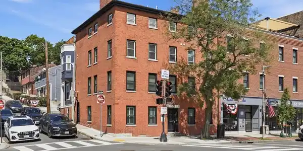 231 Main St