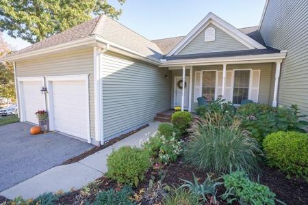 66 Old Field Road