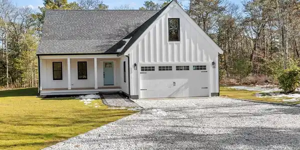 294 Mashpee Neck Rd