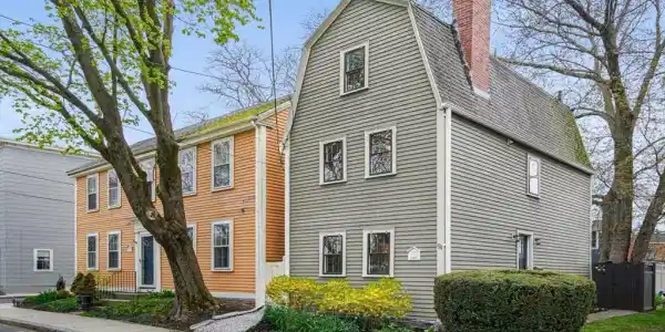 58 Derby St