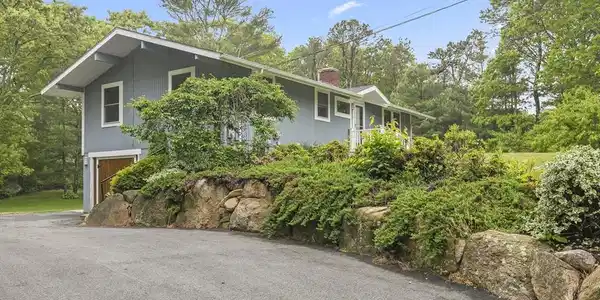 95 Blacksmith Shop Rd