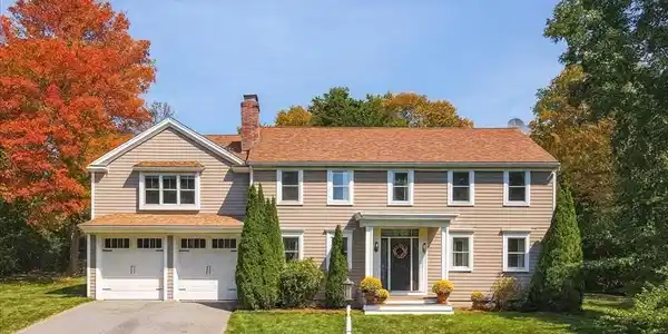72 Bassett Lane