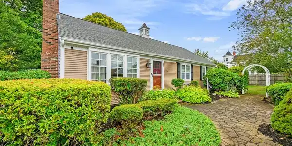 342 Sea Street