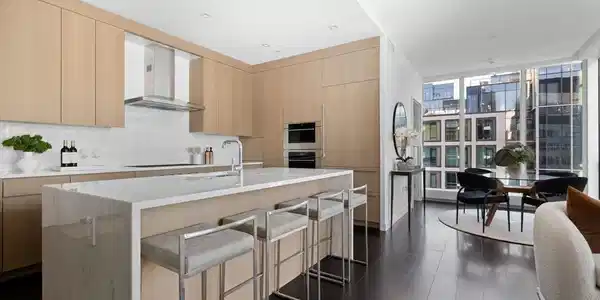 150 Seaport Blvd