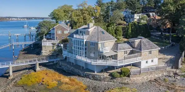 89 Naugus Ave