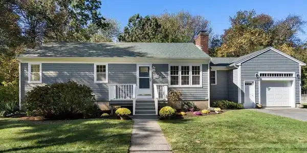 28 Brandt Beach Ave