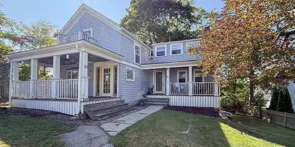 21-23 Elm Ct
